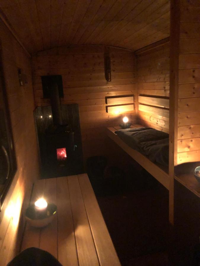 Appartement dans maison de caractère avec sauna Carignan Esterno foto