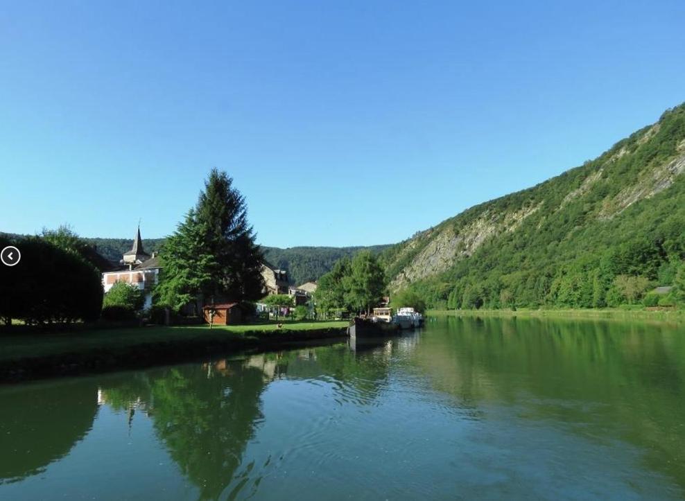 Appartement dans maison de caractère avec sauna Carignan Esterno foto